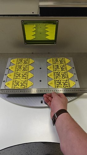 Маркировка ушных бирок G-MARK EXPERT Rotary tag table